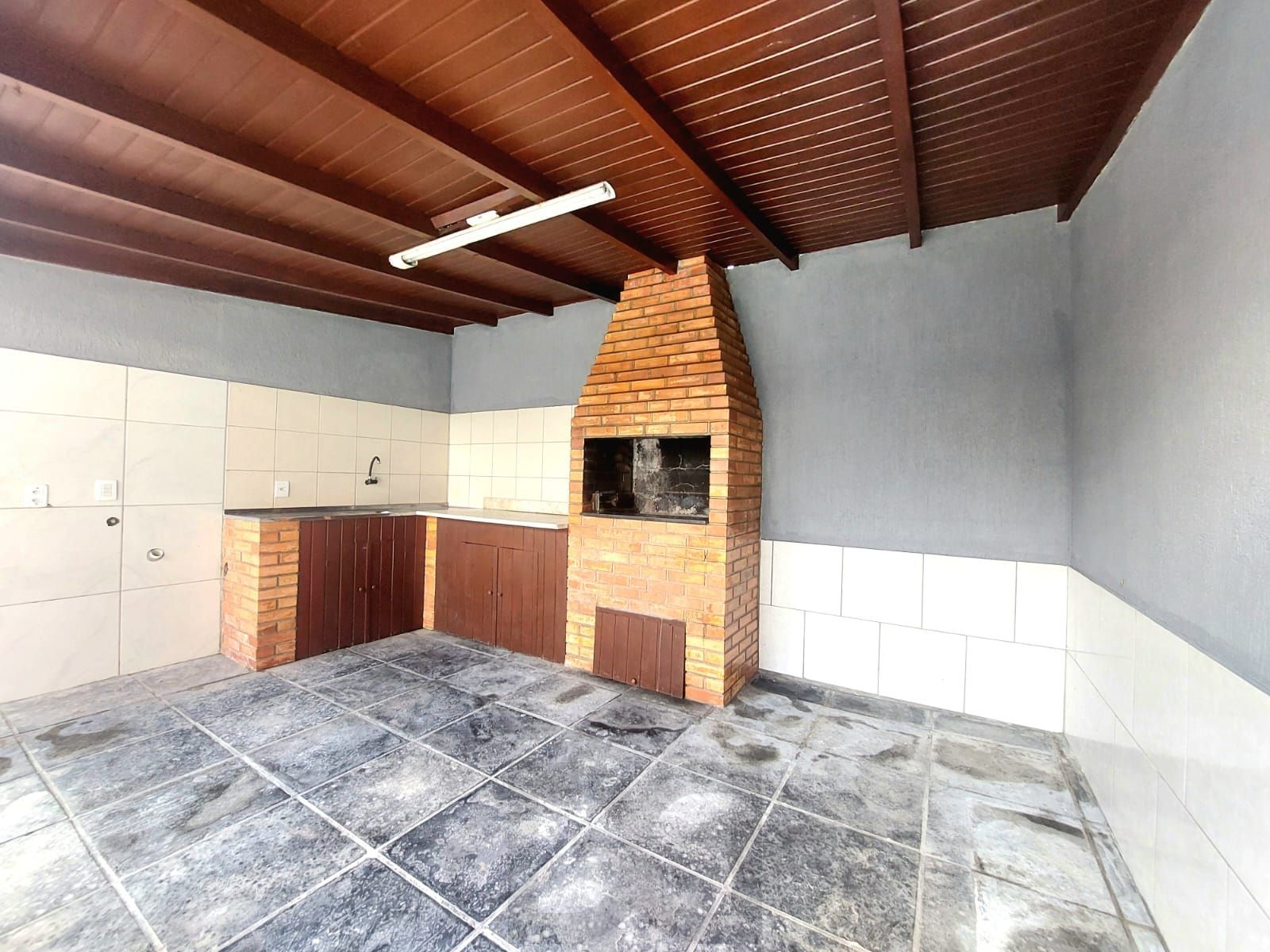 Casa mobiliada dois dormitórios e vaga no bairro Hipica. — foto 18