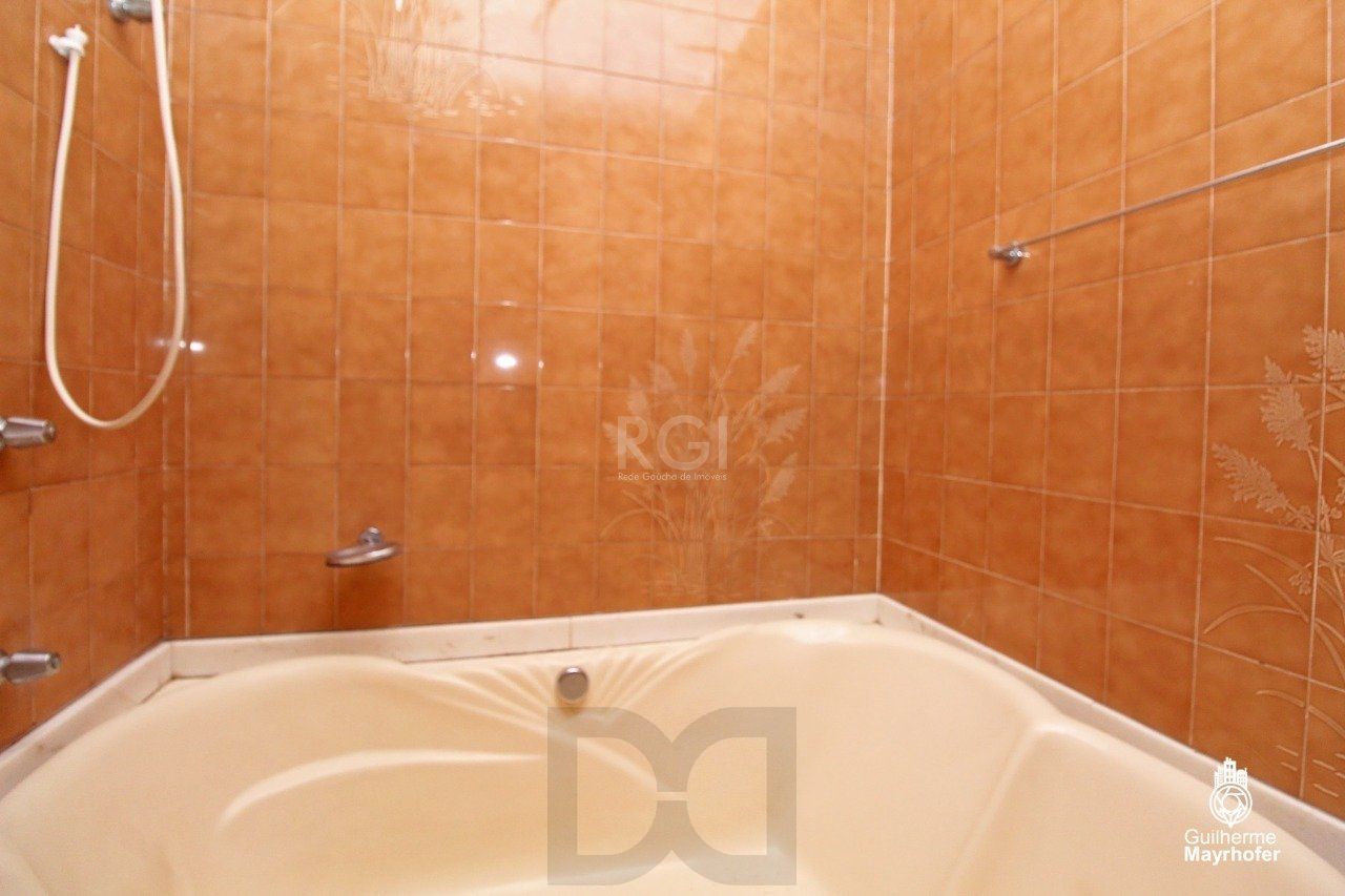 Casa para Venda - 526.64m², 4 dormitórios, sendo 2 suites, 4 vagas - Teresópolis — foto 26
