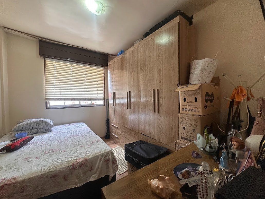 Apartamento a venda, dois dormitórios mobiliado no bairro Cristal. — foto 19