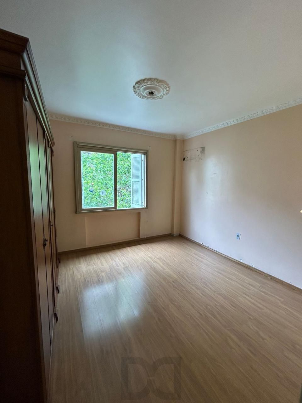 Apartamento com 03 quartos e 02 banheiros no Centro Histórico de Porto Alegre — foto 4