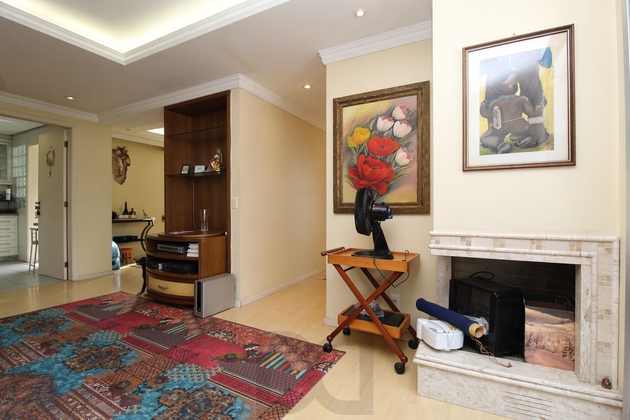 Apartamento 2 Quartos sendo com suíte Bairro Floresta Porto Alegre — foto 7
