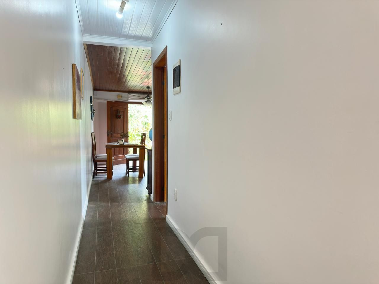 Casa de alvenaria toda reformada e mobiliada no bairro Lami — foto 14