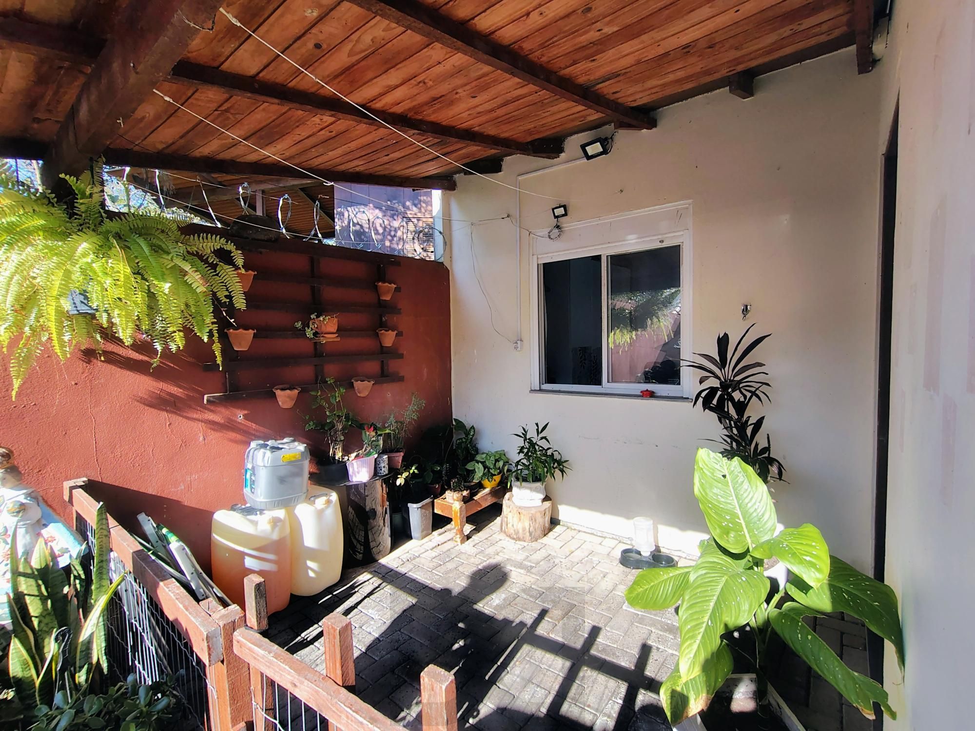 Casa 2 dormitórios com vaga de garagem, bairro Ponta Grossa, Porto Alegre — foto 18