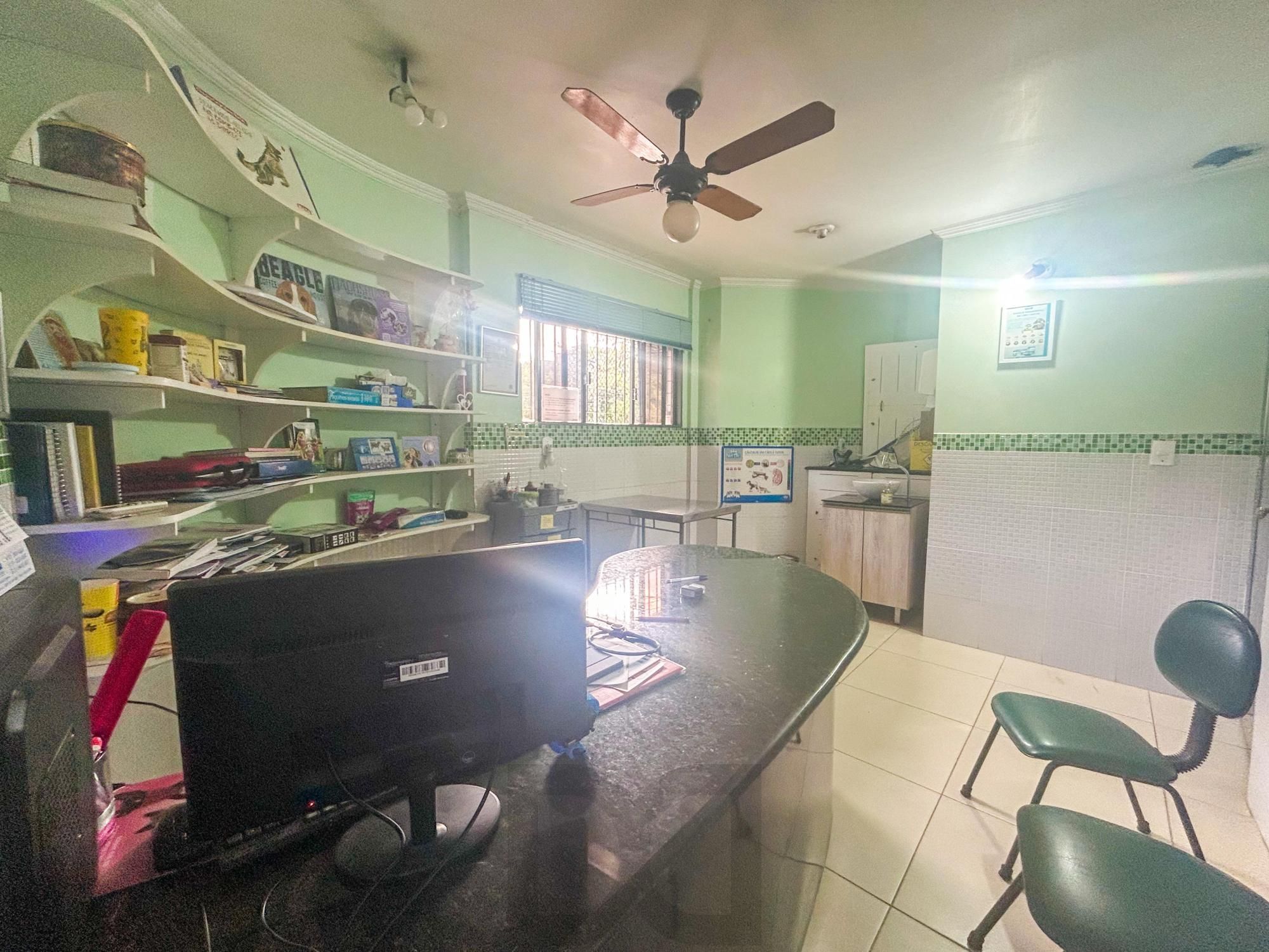 Ponto Comercial no Bairro Menino Deus. — foto 55