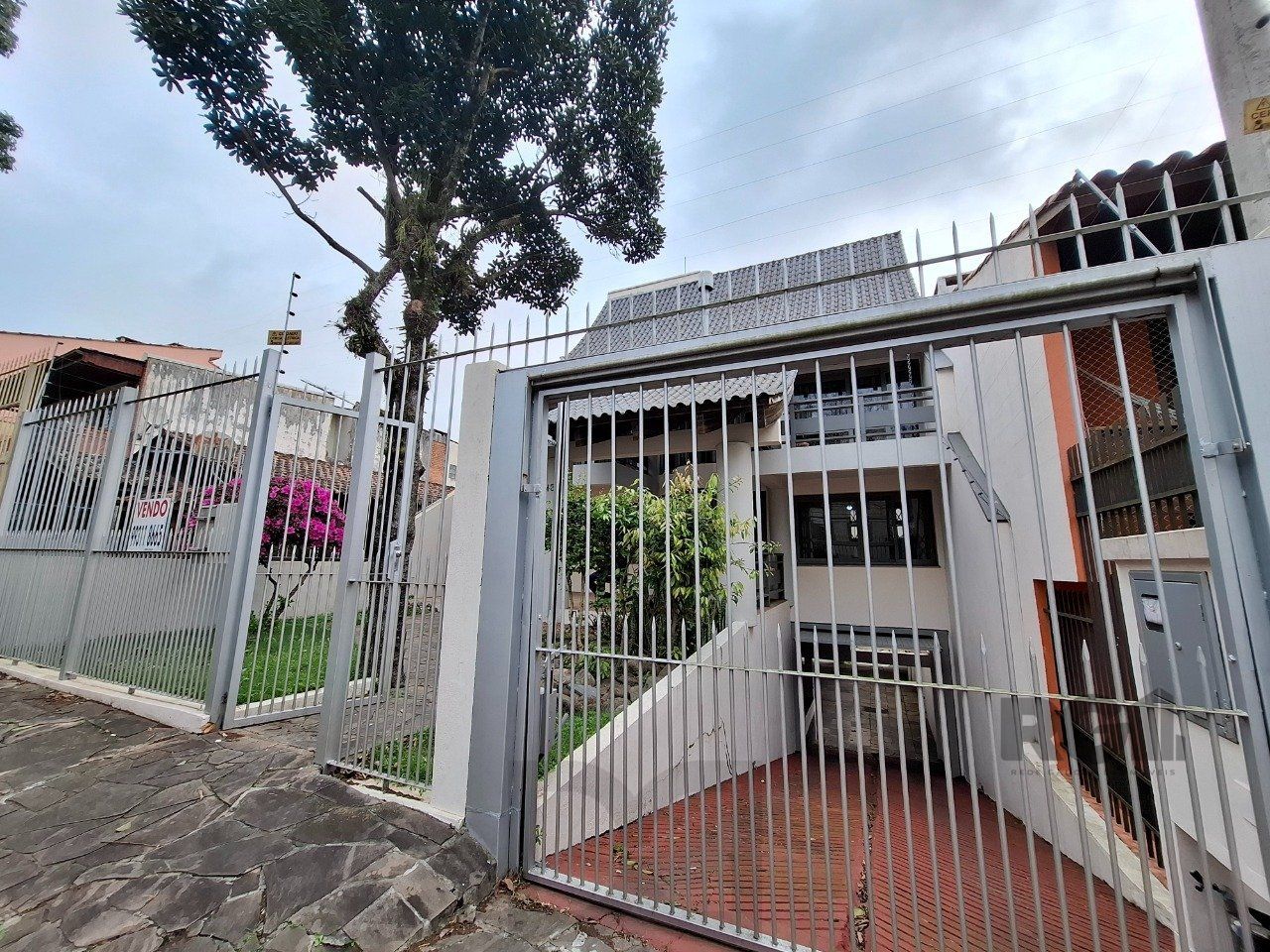 Casa com 537,00 m² com 04 dormitórios no Bairro Tristeza — foto 51