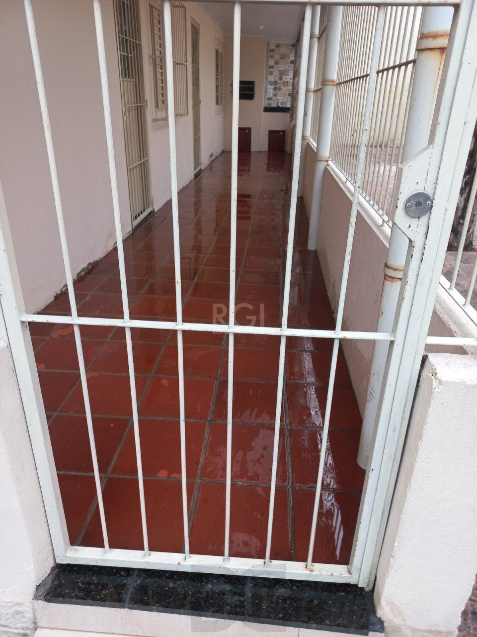 Duas casas no mesmo terreno no bairro Rubem Berta — foto 13