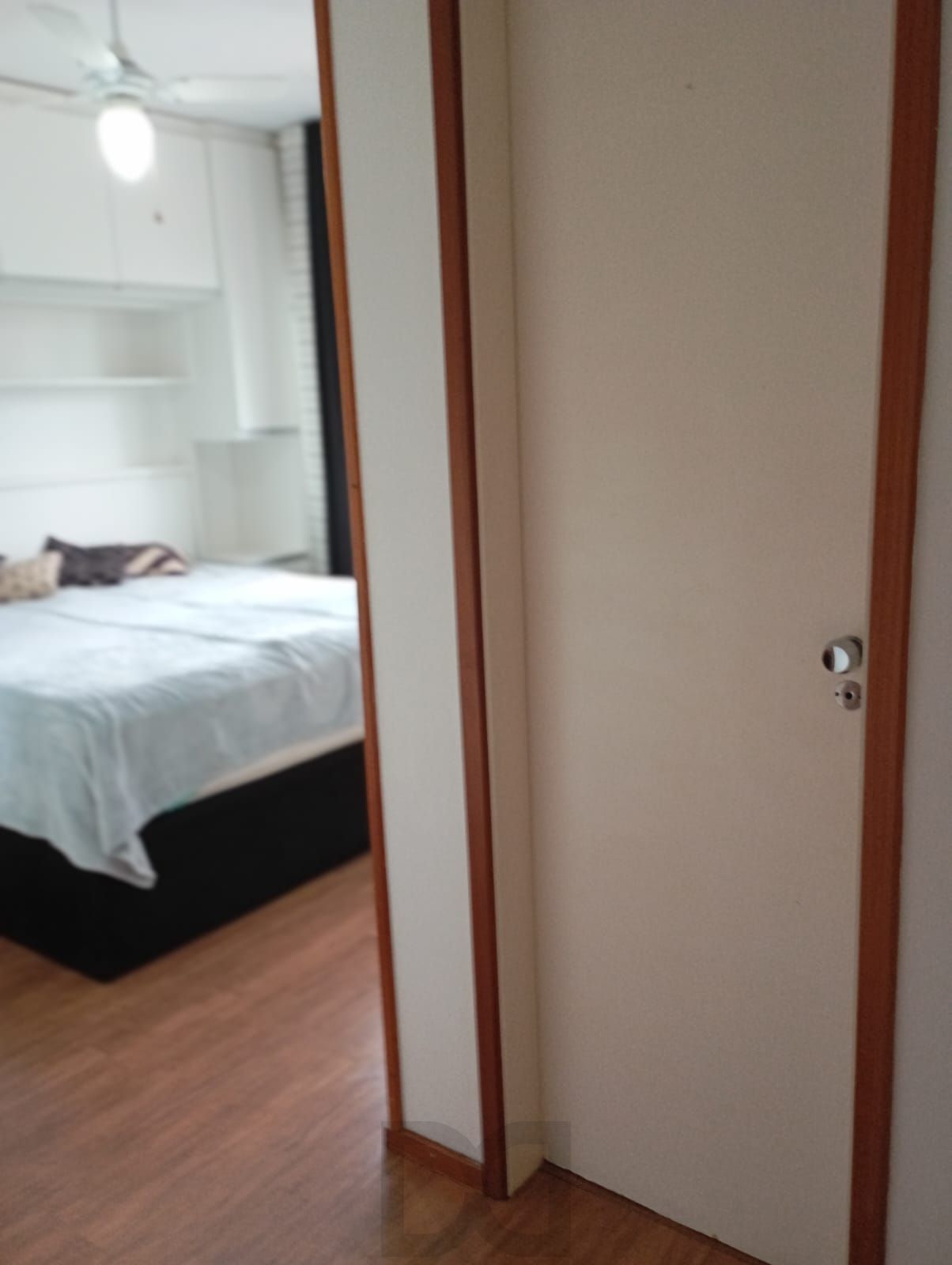Apartamento com 02 quartos e 01 vaga coberta no Bairro Menino Deus, Porto Alegre — foto 9