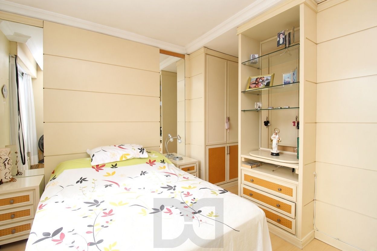 Apartamento 2 Quartos sendo com suíte Bairro Floresta Porto Alegre — foto 24