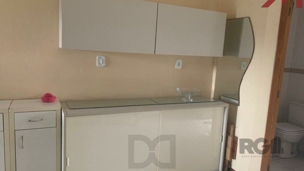 Sobrado em Trmandai com 2 suirtes, 2 banheiros, 1 vaga, churrasqueira e varanda. — foto 10