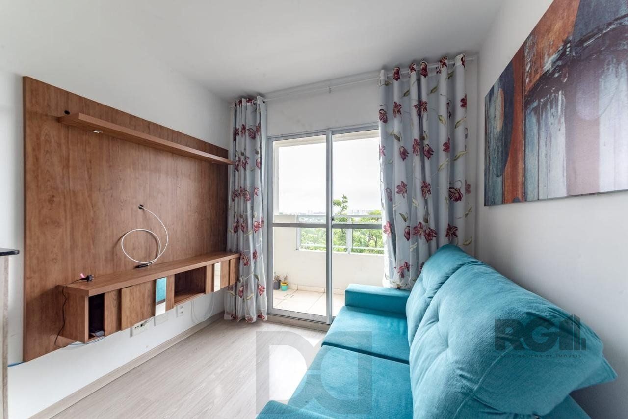 Apartamento 2 dormitórios e uma vaga no bairro morro santana com sacada. — foto 2