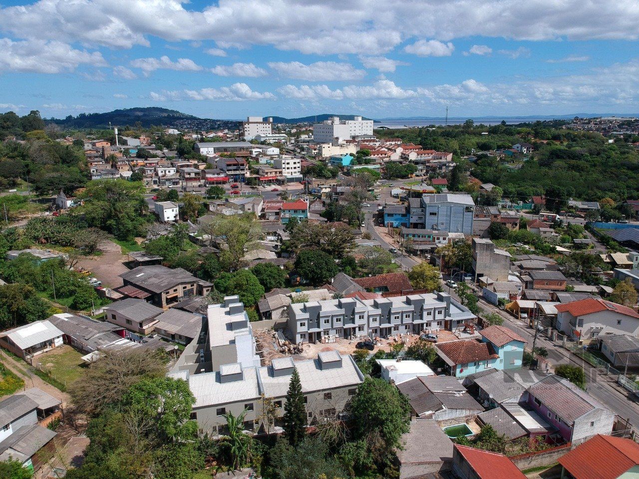 CASA ESTILO SOBRADO COM 2 QUARTOS E PÁTIO, À VENDA NO BAIRRO VILA NOVA, EM PORTO ALEGRE/RS — foto 29