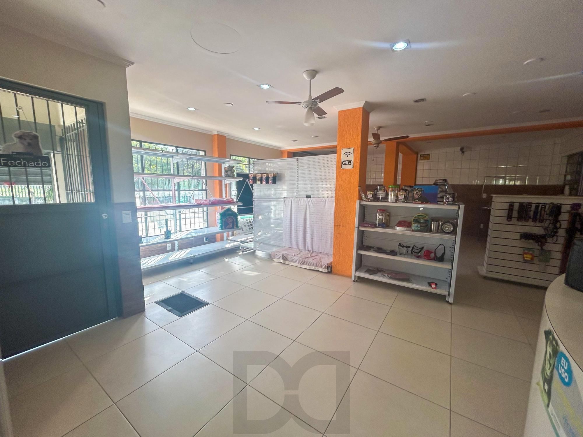 Ponto Comercial no Bairro Menino Deus. — foto 45