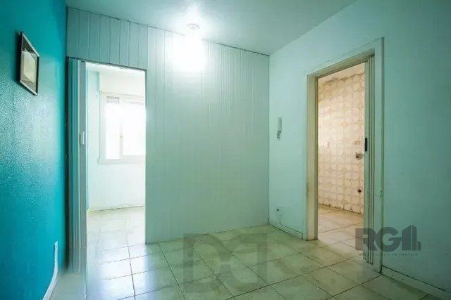 ÓTIMO APARTAMENTO COM UM DORMITÓRIO, BAIRRO MORRO SANTANA — foto 3