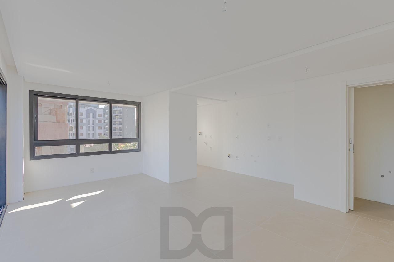APARTAMENTO, 2 DORMITÓRIOS, 2 SUÍTES, VARANDA, VAGA DE GARAGEM, BAIRRO MENINO DEUS, PORTO ALEGRE/RS — foto 4