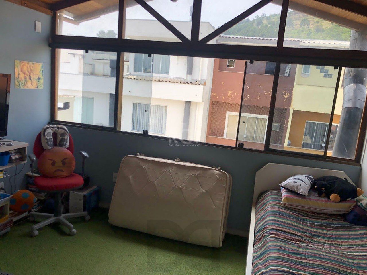 Casa com 3 dormitórios 2 suítes, área gourmet, vaga de estacionamento, Guarujá, Porto Alegre RS — foto 29