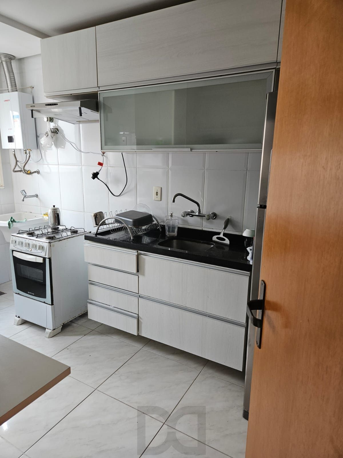 Apartamento com 02 quartos, 02 banheiros e 01 vaga no Bairro Vila Ipiranga — foto 11