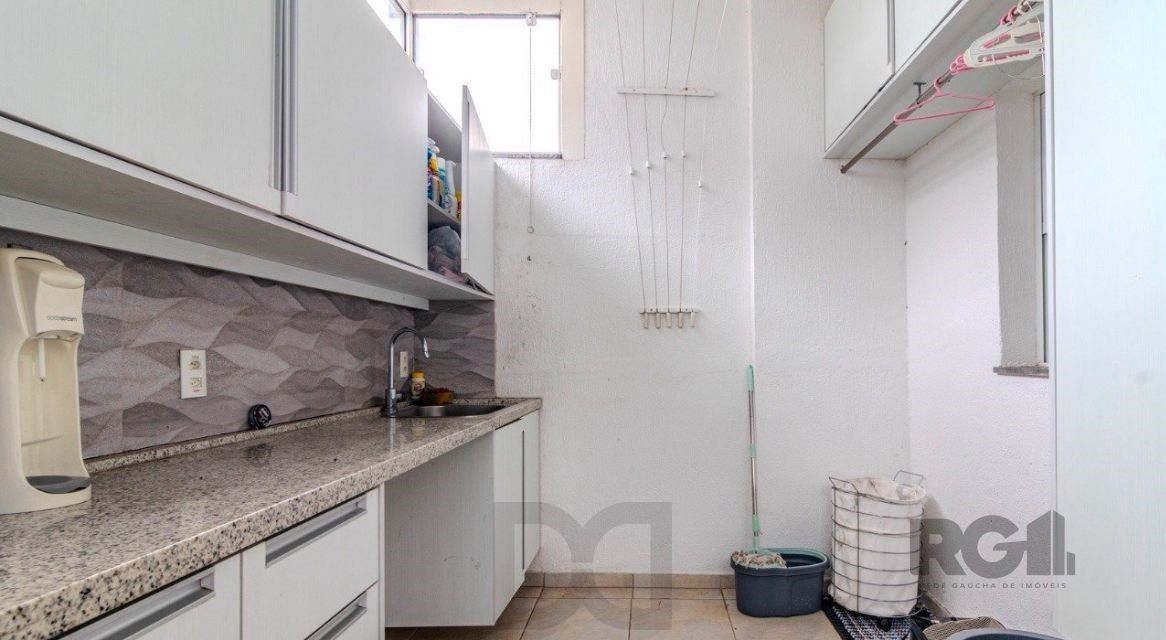 Casa em Condomínio com 04 Quartos - 4 vagas, 200,36 m² de área privativa - LOMBA DO PINHEIRO — foto 16