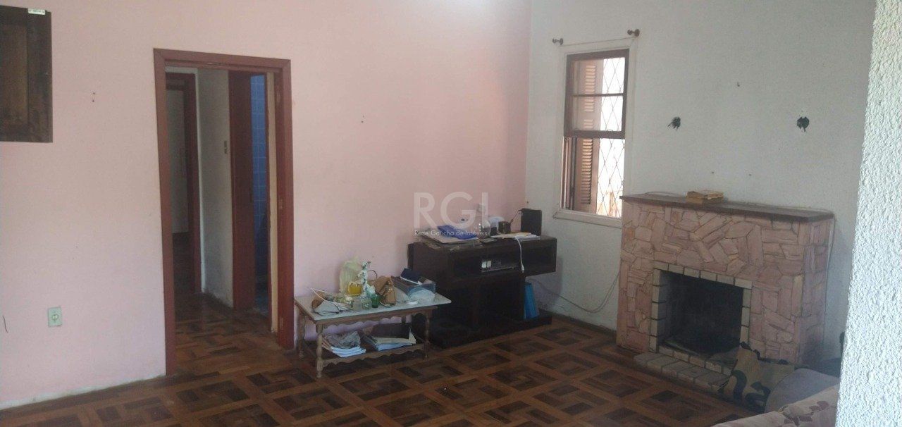 Casa de 4 dormitórios na Av. Teresópolis bairro Teresópolis — foto 8