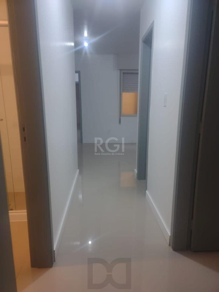 Apartamento - 73.19m², 3 Quartos, sendo 1 suites, Mont Serrat, Porto Alegre/RS — foto 11