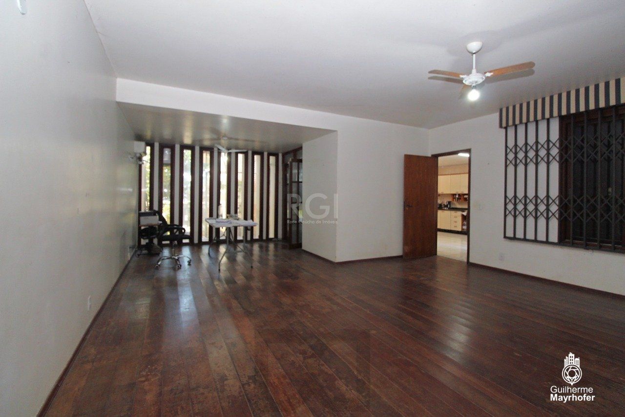 Casa para Venda - 526.64m², 4 dormitórios, sendo 2 suites, 4 vagas - Teresópolis — foto 10