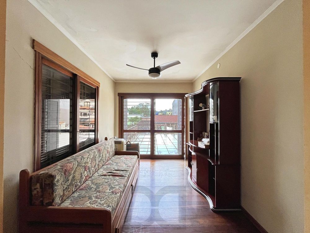 Casa semimobiliada com 5 dormitórios, piscina e 3 vagas no Camaquã Porto Alegre — foto 10