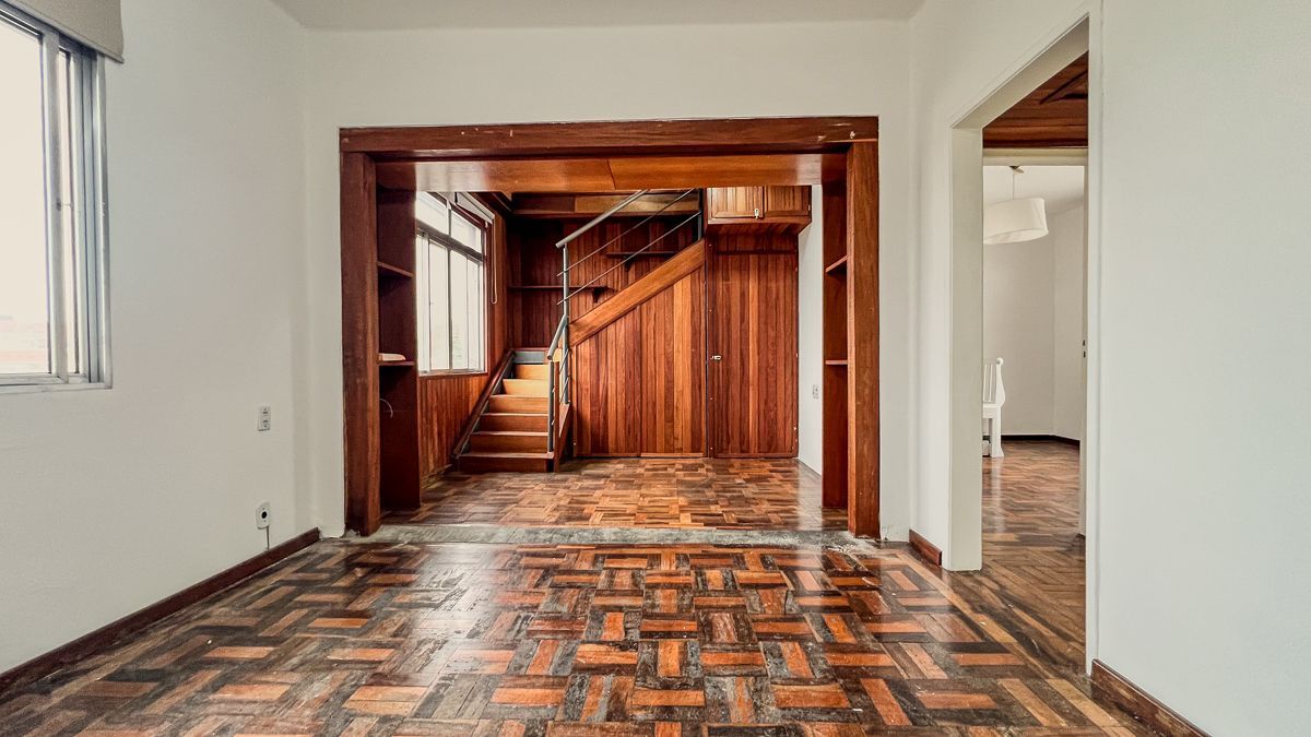 Apartamento com 02 quartos e 01 vaga, no Bairro Navegantes em Porto Alegre — foto 5
