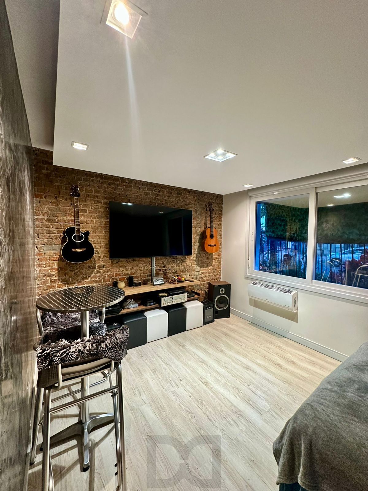 Loft/JK reformado, no Bairro Petrópolis em Porto Alegre — foto 2
