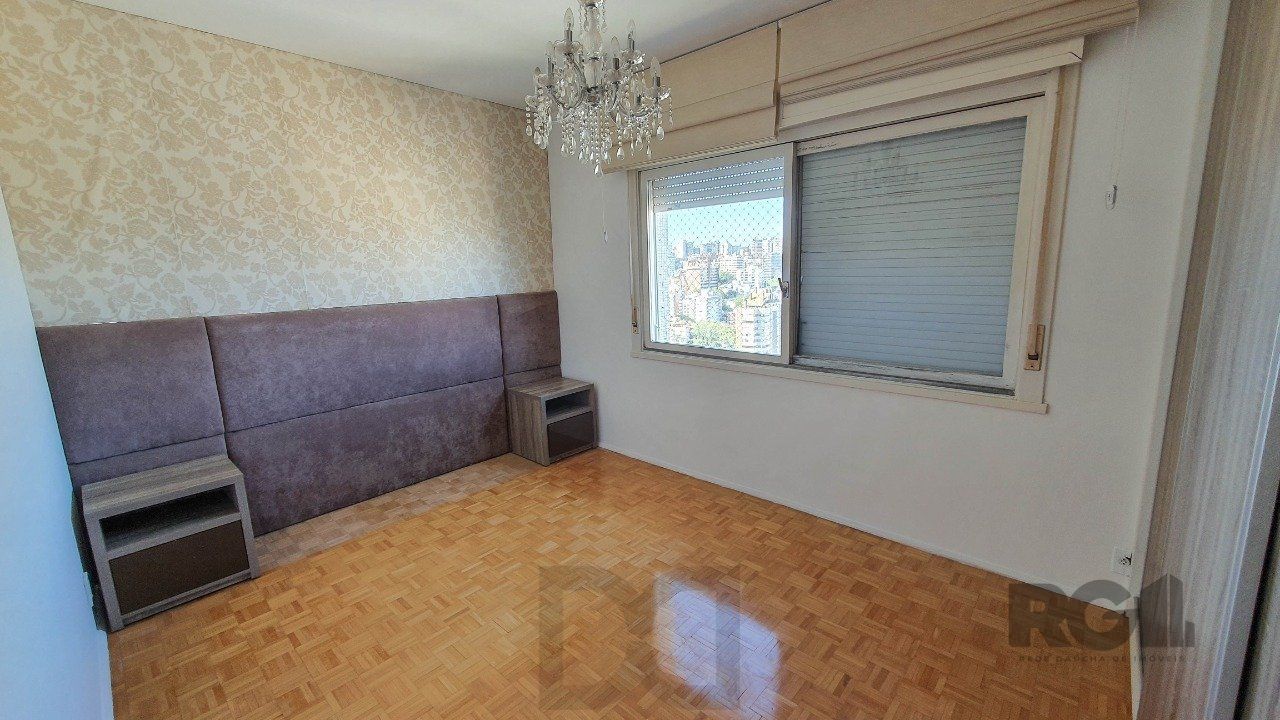 Apartamento com 4 quartos, vaga de garagem, no bairro Moinhos de Vento, Poa/RS — foto 5