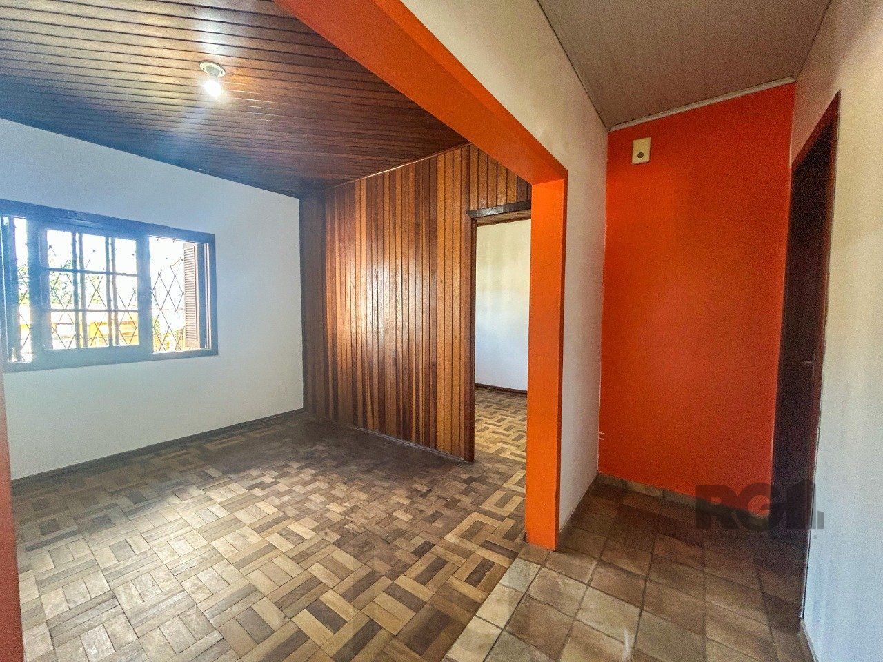 Casa 03 quartos, peças amplas, 03 dormitórios, salão de festas -3 vagas - Cavalhada — foto 8