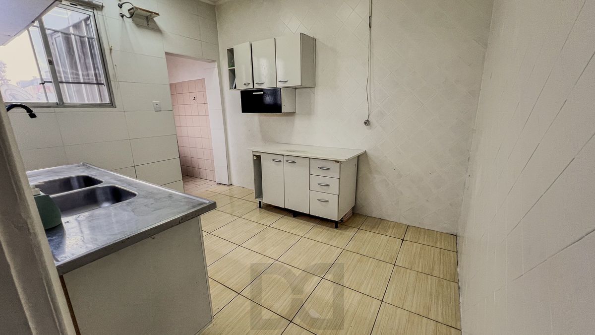 Apartamento com 02 quartos e 01 vaga, no Bairro Navegantes em Porto Alegre — foto 25