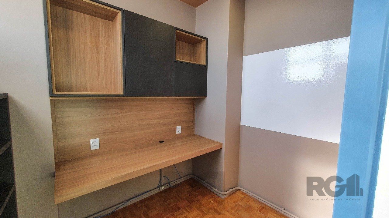 Apartamento com 4 quartos, vaga de garagem, no bairro Moinhos de Vento, Poa/RS — foto 16