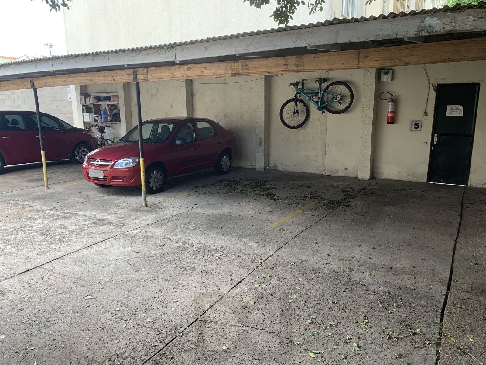 Apartamento 3 dormitórios com 2 banheiros e garagem no Menino Deus — foto 34