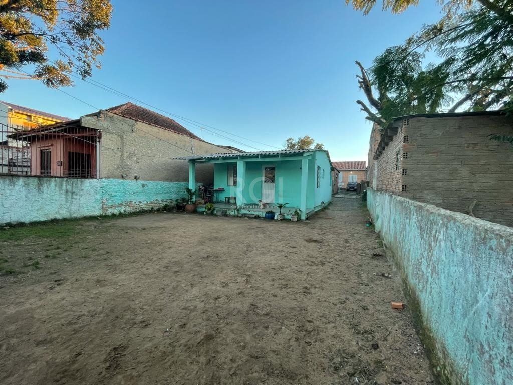 Casa para Venda - 482m², 3 dormitórios, 3 vagas - Camaquã, Porto Alegre — foto 1
