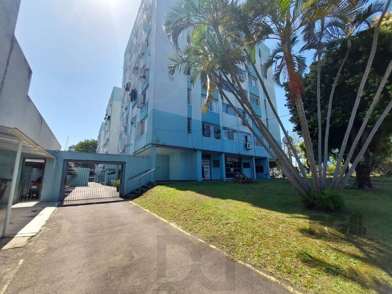 APARTAMENTO 2 DORMITORIOS, NO BAIRRO CRISTAL EM PORTO ALEGRE, RS — foto 18
