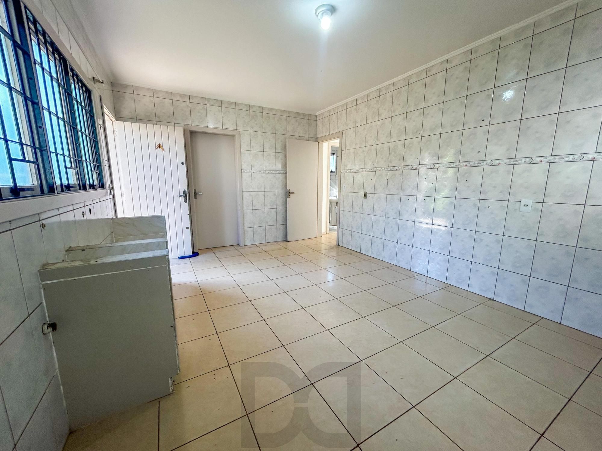 Casa 3 Dormitórios com Suíte à Venda na Vila Nova em Porto Alegre — foto 22