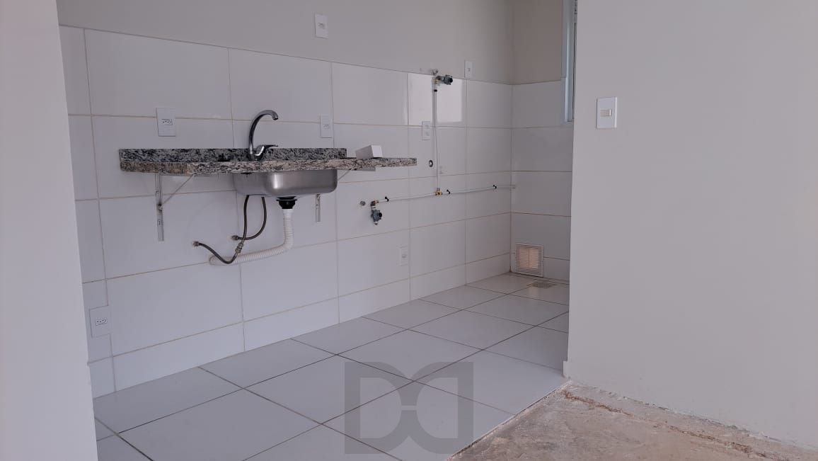 Apartamento com 2 dormitórios, churrasqueira, vaga de garagem, no bairro Parque Santa Fé — foto 8