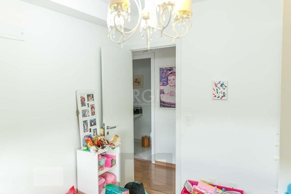 Apartamento com 3 quartos, 1 suíte, churrasqueira, 2 vagas, no bairro Cristal — foto 18