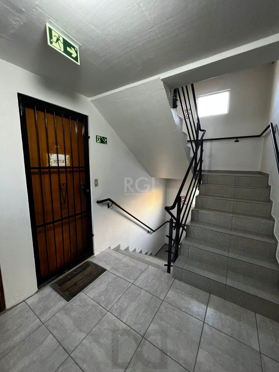 Apartamento para Venda - 38.24m², 2 dormitórios, 1 vaga - Vila Nova, Porto Alegre — foto 19