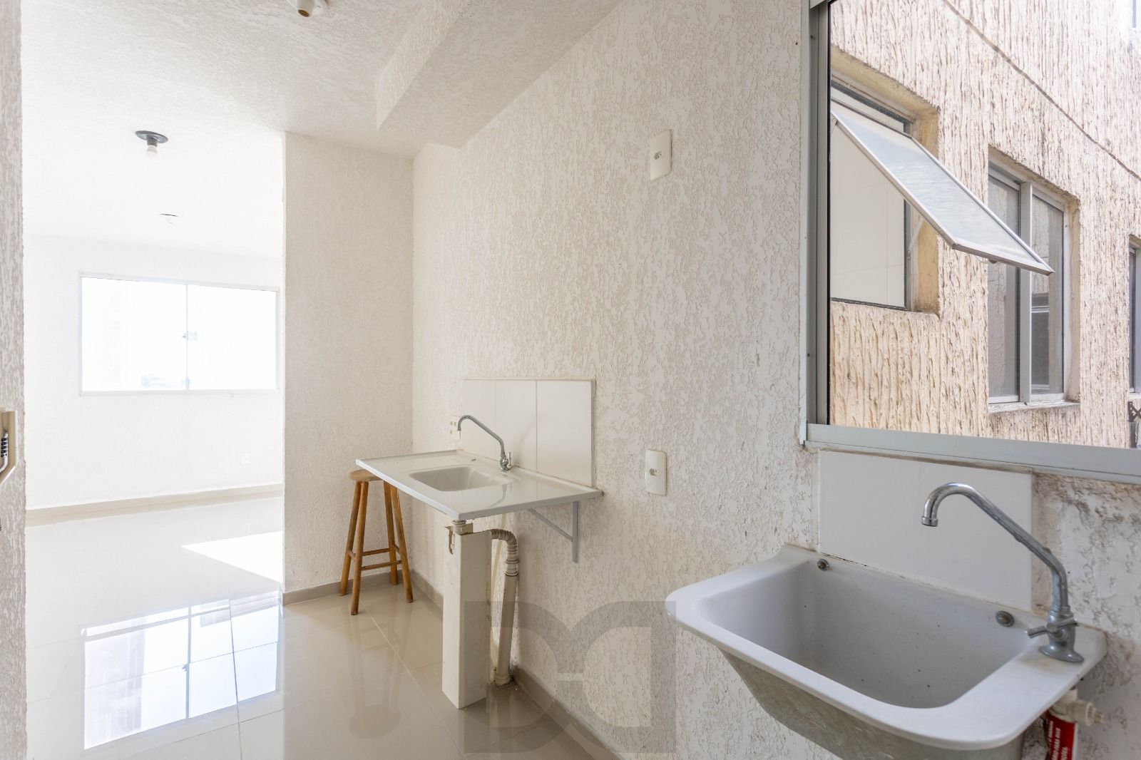 Apartamento Residencial de 2 Quartos em Porto Alegre, RS — foto 4