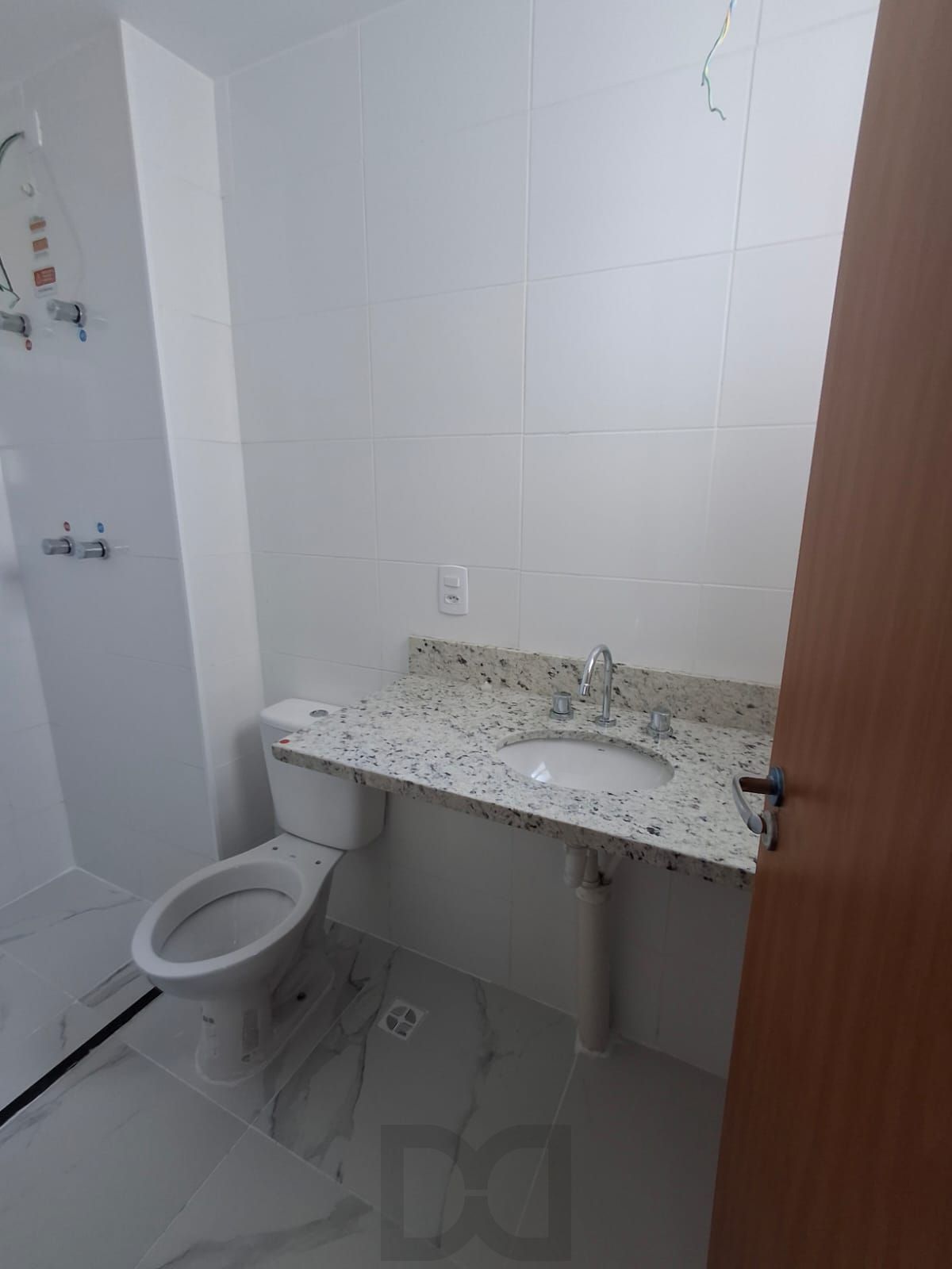 Apartamento de 2 dormitórios com suíte e 1 vaga escriturada ! — foto 18