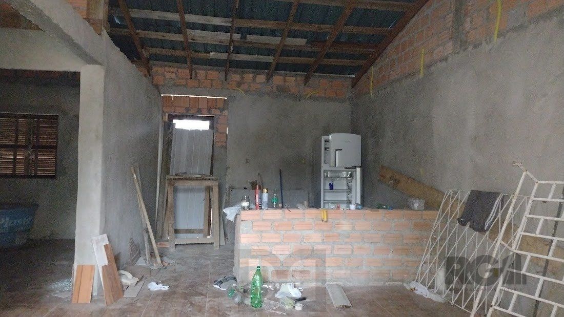 Casa de dois dormitórios localizada no Bairro Nonoai — foto 7