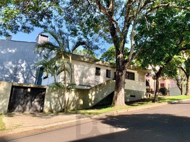 Casa de 3 dormitórios no bairro Bom Jesus — foto 2