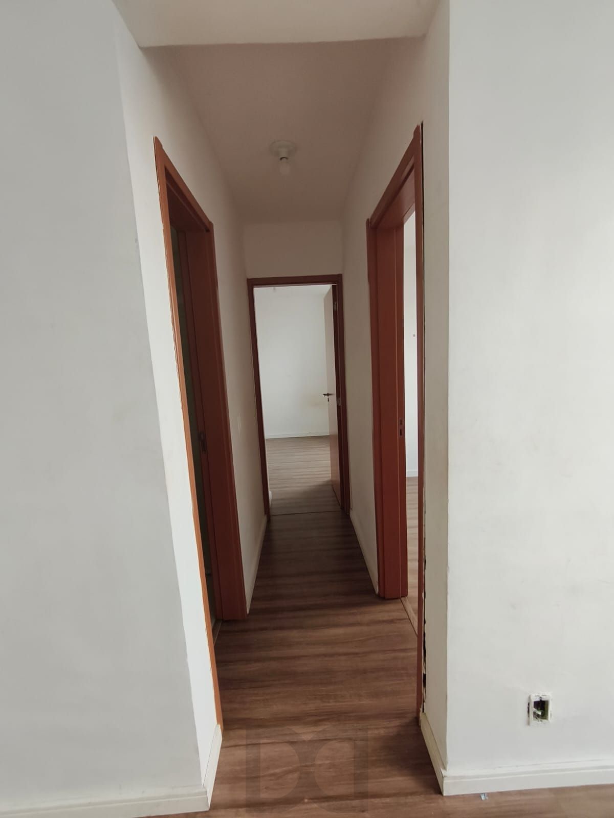 Apartamento 2 Dormitórios e vaga Leopoldina — foto 8