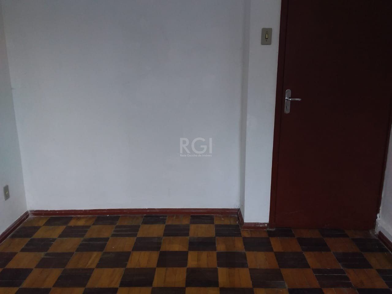 Casa 3 dormitórios, sendo 1 suites, 2 vagas - Medianeira, Porto Alegre/RS — foto 7