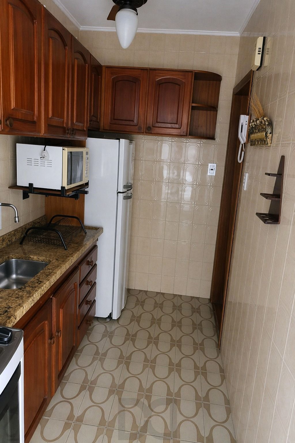 EXCELENTE APTO 2 DORM COM VAGA ROTATIVA — foto 8