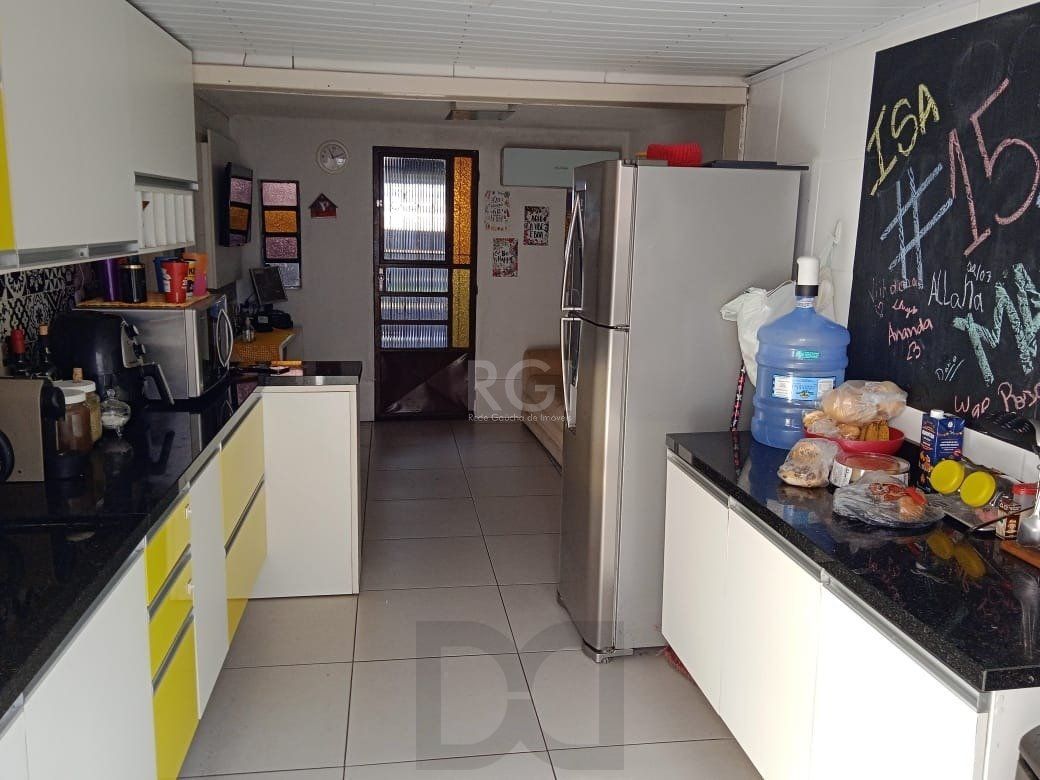Casa para Venda - 140m², 5 dormitórios, 2 vagas - Cavalhada, Porto Alegre — foto 6