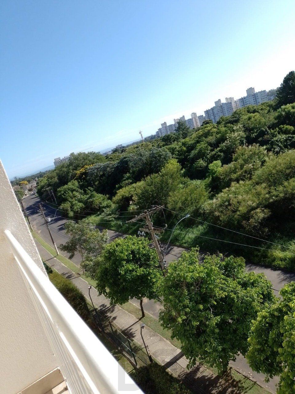 Apartamento de 3 dormitórios com vaga no bairro Morro Santana — foto 4