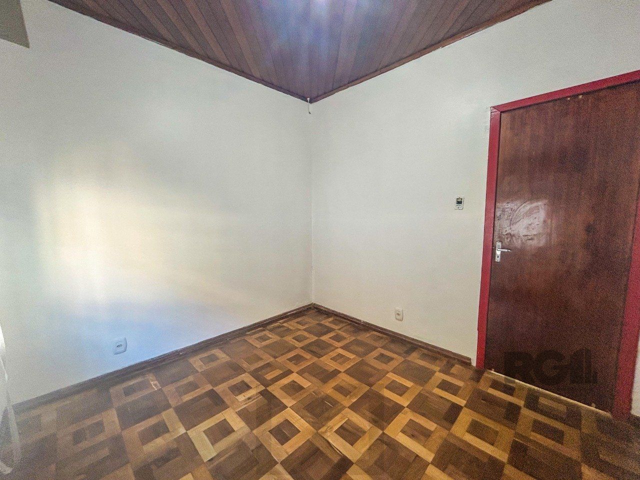 Casa 03 quartos, peças amplas, 03 dormitórios, salão de festas -3 vagas - Cavalhada — foto 18