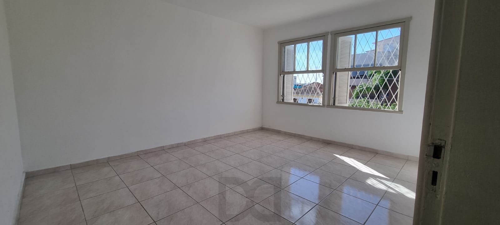 Quarto 1  com 18,33m²