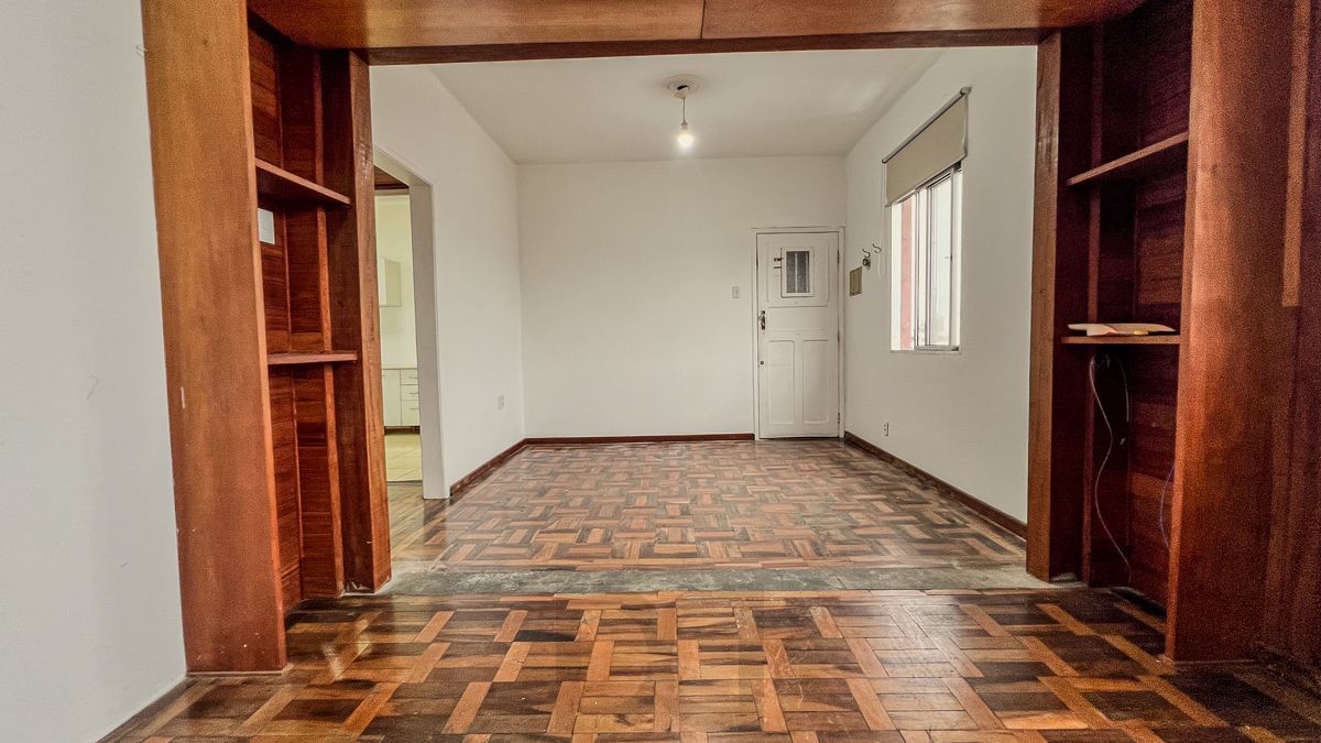 Apartamento com 02 quartos e 01 vaga, no Bairro Navegantes em Porto Alegre — foto 7